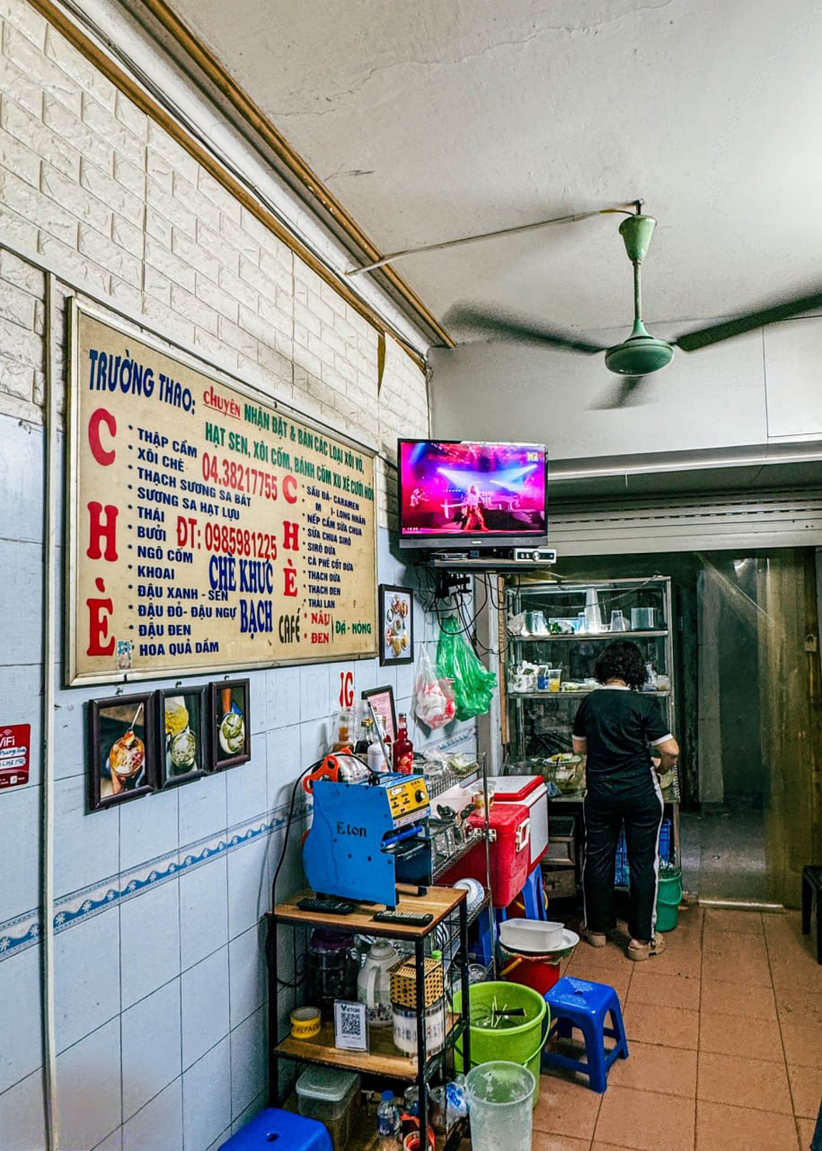 Từ g&aacute;nh ch&egrave; rong những năm 75 đến "Ch&egrave; của mẹ Trường Thao" n&aacute;o loạn ng&otilde; phố Huế- Ảnh 4.