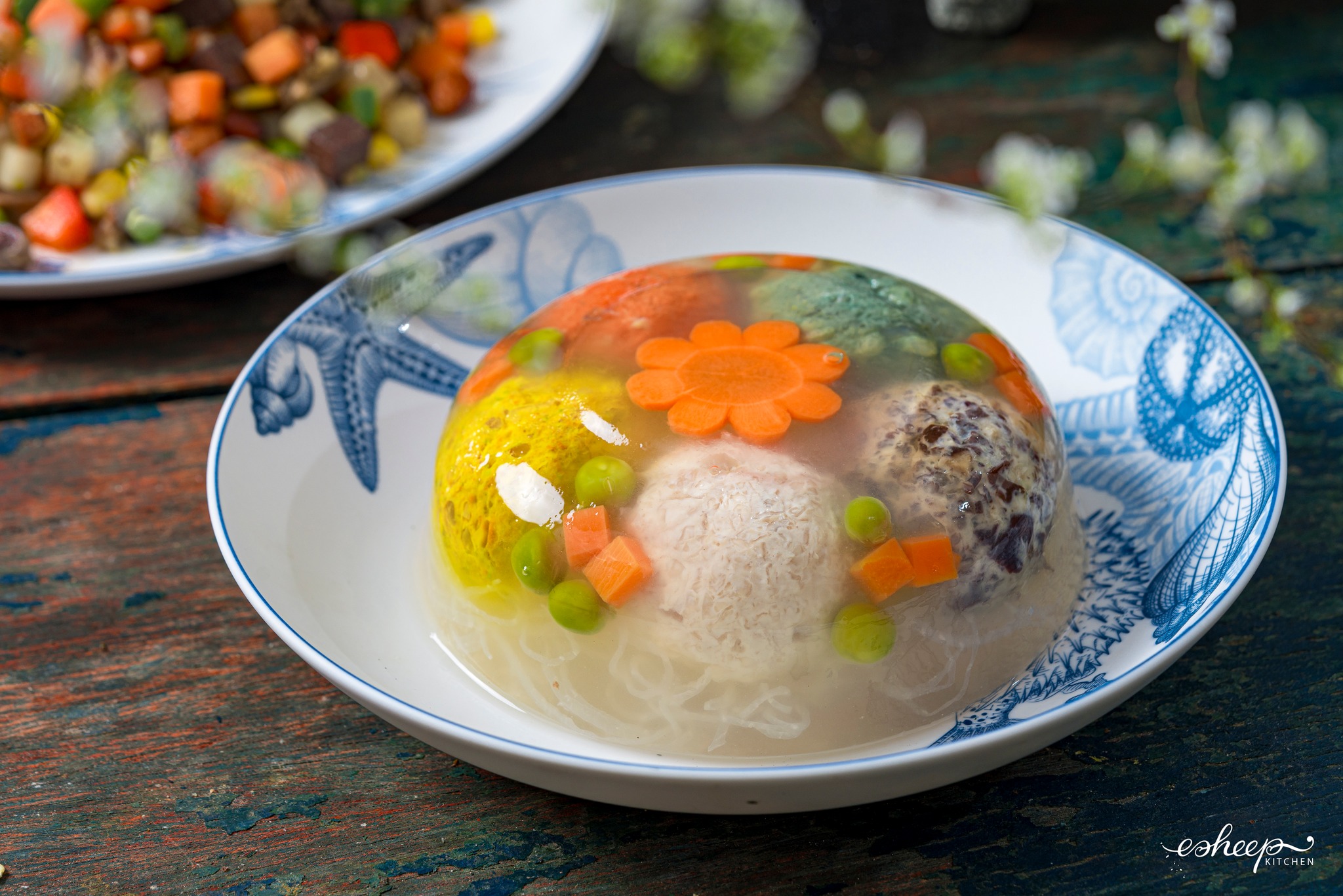 M&oacute;n ăn &ldquo;ngũ sắc&rdquo; từng l&agrave;m n&ecirc;n chuẩn mực tinh tế của m&acirc;m cỗ H&agrave; Nội- Ảnh 4.