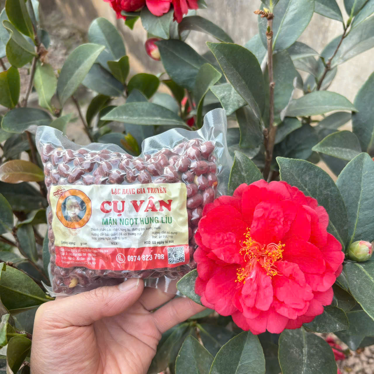 Lạc rang h&uacute;ng l&igrave;u "cụ V&acirc;n": Thức qu&agrave; m&ugrave;a thu H&agrave; Nội v&agrave; h&agrave;nh tr&igrave;nh t&igrave;m lại hương vị gốc giữa "m&ecirc; cung" B&agrave; Triệu- Ảnh 3.