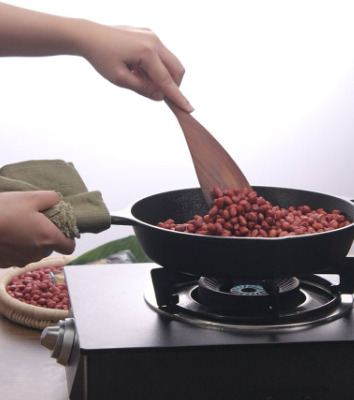 Lạc rang h&uacute;ng l&igrave;u "cụ V&acirc;n": Thức qu&agrave; m&ugrave;a thu H&agrave; Nội v&agrave; h&agrave;nh tr&igrave;nh t&igrave;m lại hương vị gốc giữa "m&ecirc; cung" B&agrave; Triệu- Ảnh 6.