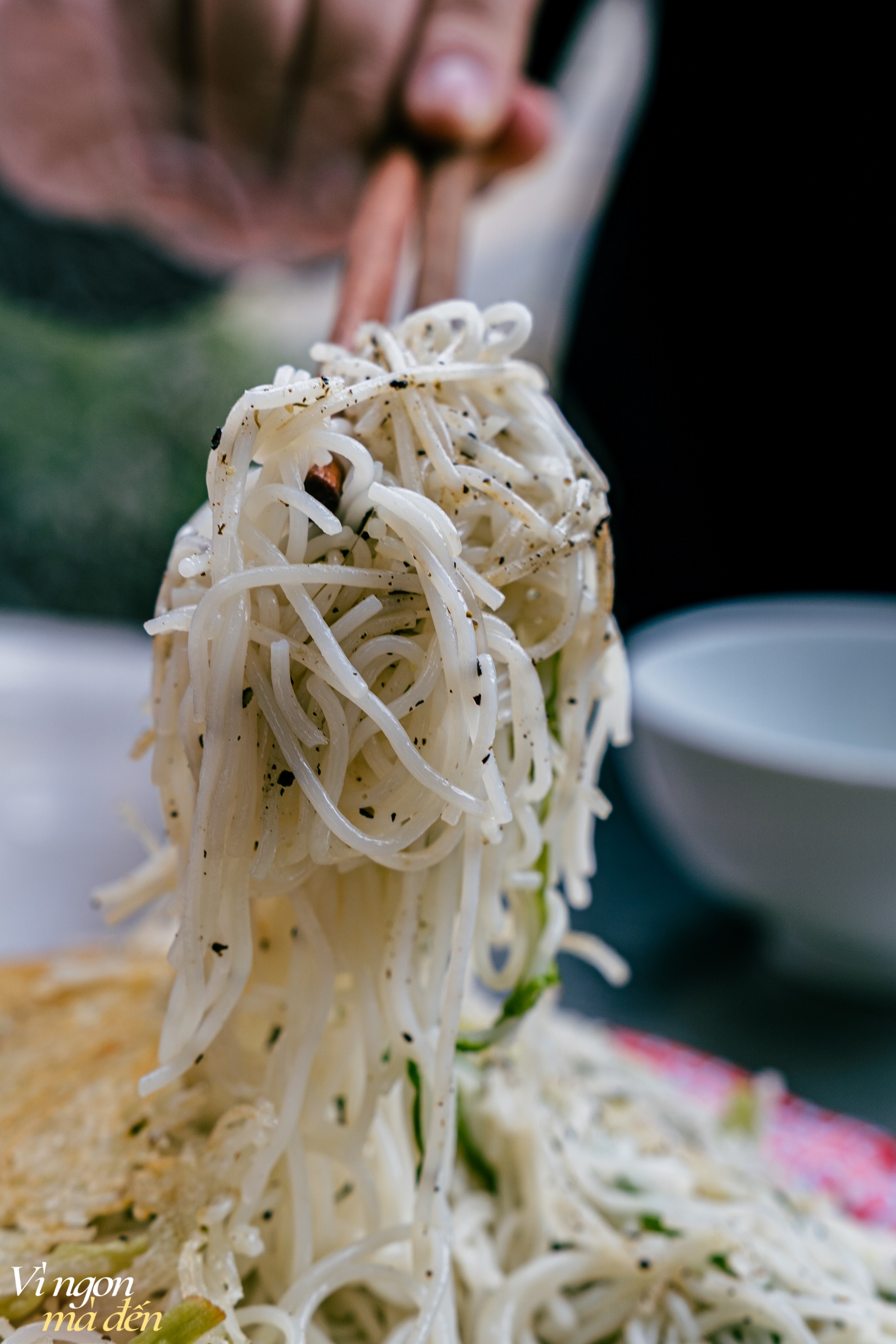 B&uacute;n Mạch Tr&agrave;ng: Thơm ngon sợi b&uacute;n tiến vua, tinh hoa ng&agrave;n năm giữa l&ograve;ng di sản- Ảnh 5.