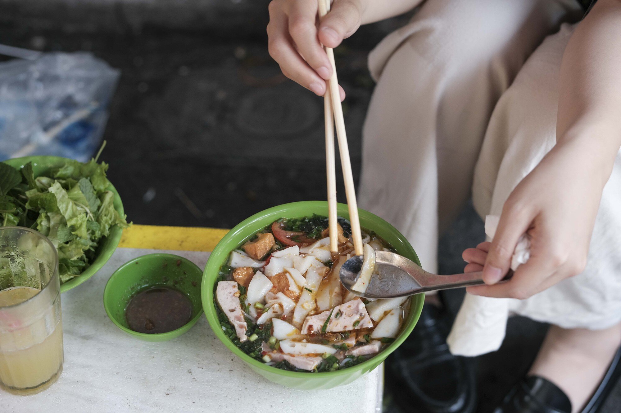 B&aacute;nh đ&uacute;c ri&ecirc;u l&agrave;ng C&oacute;t: Thứ qu&agrave; b&igrave;nh dị của người Tr&agrave;ng An- Ảnh 8.