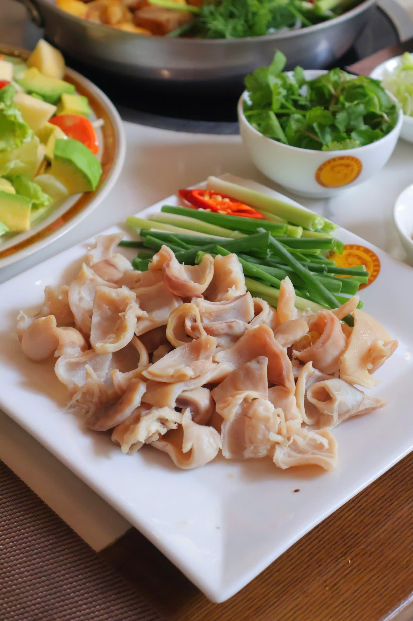 Vũ điệu hương sắc của Chả c&aacute; H&agrave; Nội - Khi mỹ vị kinh kỳ giao thoa c&ugrave;ng kỹ nghệ ẩm thực trăm năm- Ảnh 4.