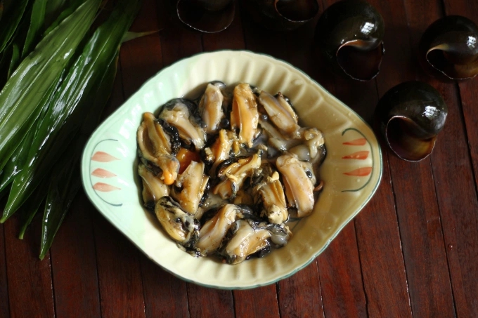 Hương vị kinh kỳ e ấp sau lớp l&aacute; gừng mộc mạc, đ&aacute;nh thức k&yacute; ức ẩm thực H&agrave; th&agrave;nh giản dị m&agrave; tinh tế- Ảnh 3.