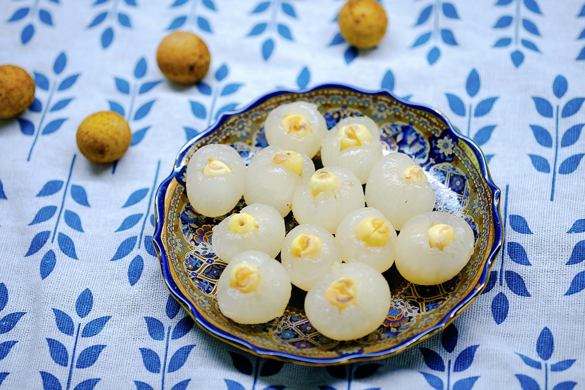 Ch&egrave; nh&atilde;n lồng bao sen - thức qu&agrave; "thời tr&acirc;n" g&oacute;i trọn hương m&ugrave;a hạ H&agrave; th&agrave;nh- Ảnh 6.