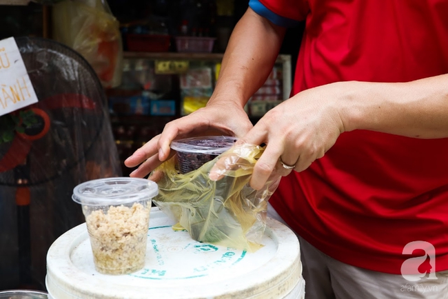 Men thơm nếp c&aacute;i hoa v&agrave;ng ng&agrave;y Tết Đoan Ngọ: Nồng n&agrave;n hương xưa giữ hồn phố thị - Ảnh 10.
