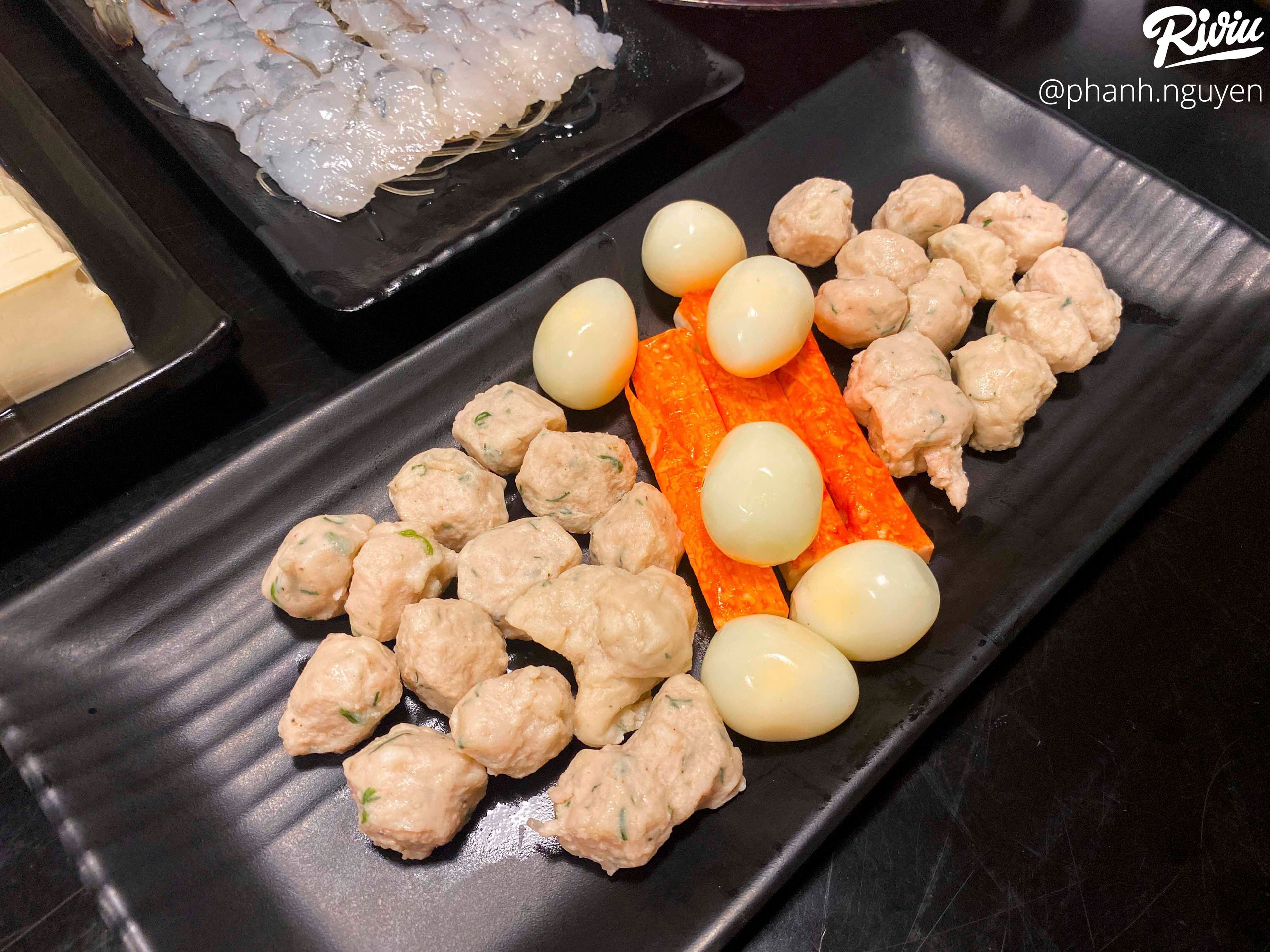 Lẩu t&ocirc;m sen đ&agrave;o: Tinh hoa ẩm thực giao h&ograve;a trong hương vị biển cả, chinh phục thực kh&aacute;ch bằng hậu vị tinh tế- Ảnh 5.