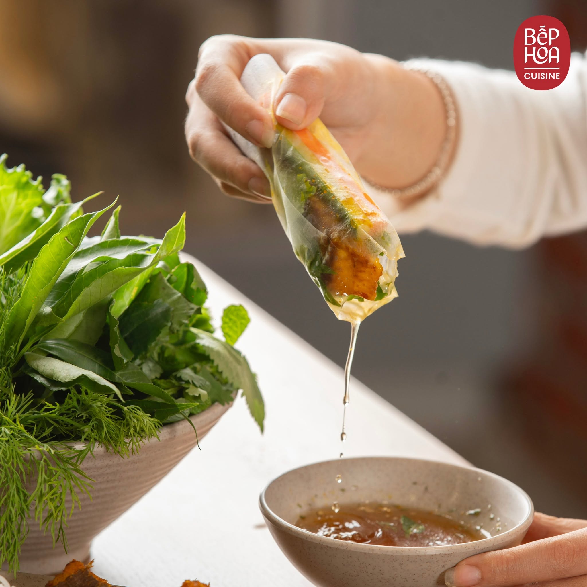 Lăng ngư nướng muối ớt: Hương mắc kh&eacute;n thơm nồng, vị ngọt c&aacute; lăng h&ograve;a quyện, đưa thực kh&aacute;ch chạm đến tinh hoa n&uacute;i rừng- Ảnh 8.