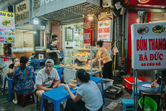 B&uacute;n thang b&agrave; Đức - giữ trọn n&eacute;t tinh tế của m&oacute;n ăn cầu kỳ bậc nhất H&agrave; th&agrave;nh- Ảnh 1.