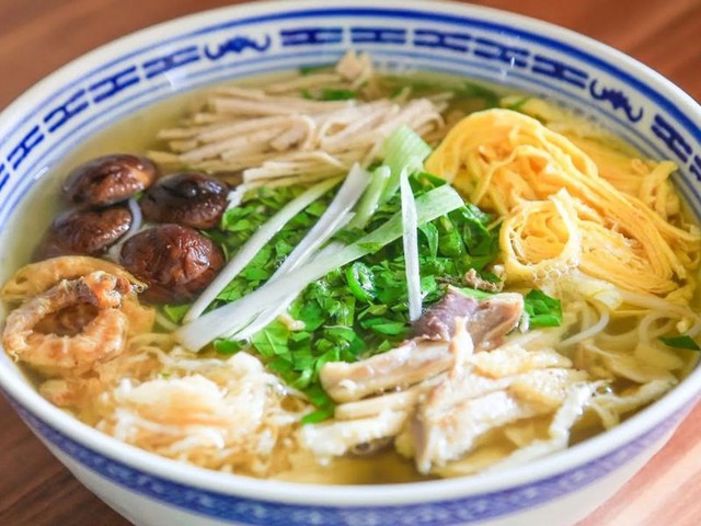 B&uacute;n thang b&agrave; Đức - giữ trọn n&eacute;t tinh tế của m&oacute;n ăn cầu kỳ bậc nhất H&agrave; th&agrave;nh- Ảnh 3.