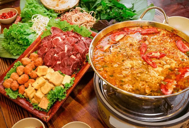 V&igrave; sao lẩu cua đồng vẫn giữ vững ng&ocirc;i vương m&oacute;n lẩu "quốc d&acirc;n"?- Ảnh 3.