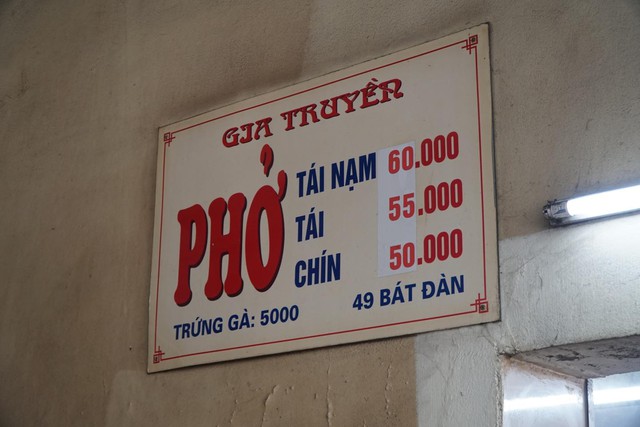 Phở B&aacute;t Đ&agrave;n - Nơi lưu giữ hương vị phở H&agrave; Nội suốt gần một thế kỷ- Ảnh 10.