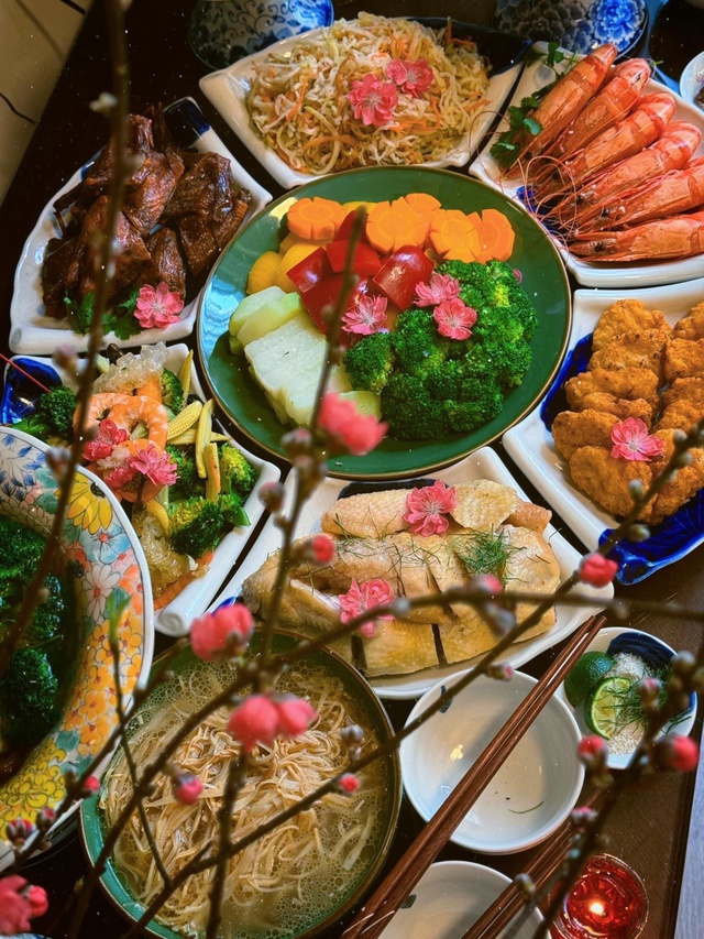 Kh&aacute;m ph&aacute; &ldquo;Cỗ B&aacute;t Tr&agrave;ng&rdquo;, di sản ẩm thực mang đậm dấu ấn l&agrave;ng nghề Bắc Bộ- Ảnh 1.