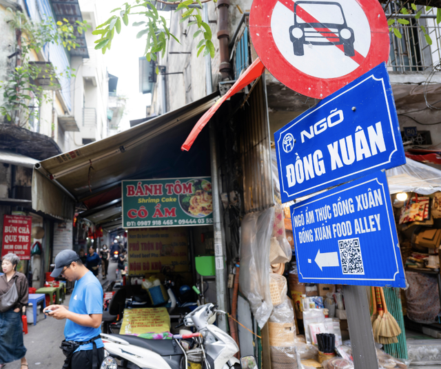 B&uacute;n ri&ecirc;u 80k &ldquo;g&acirc;y b&atilde;o&rdquo; chợ Đồng Xu&acirc;n: B&aacute;t đầy &uacute; ụ, chua thanh vị sấu ng&acirc;m c&oacute; đ&aacute;ng thử?- Ảnh 5.