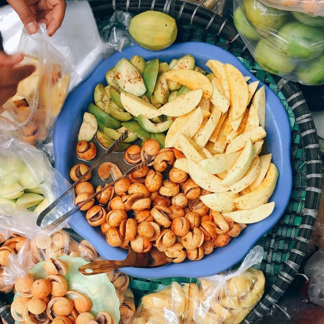 H&agrave; Nội m&ugrave;a Thu nức l&ecirc;n một m&ugrave;i sấu ch&iacute;n - Ảnh 1.