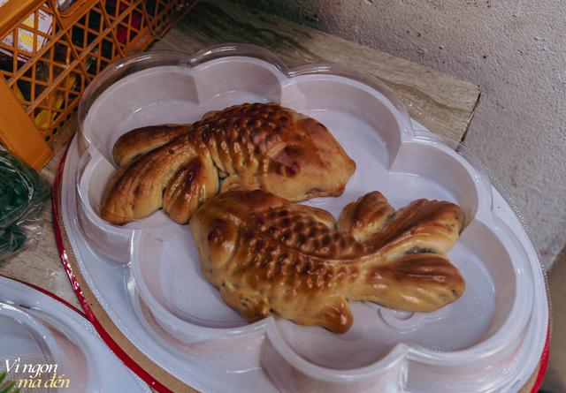 Lò bánh Trung thu hơn 3 thập kỷ nằm trong ngõ nhỏ: Không quảng cáo vẫn đông khách mỗi mùa trăng- Ảnh 3. Lò bánh Trung thu hơn 3 thập kỷ nằm trong ngõ nhỏ: Không quảng cáo vẫn đông khách mỗi mùa trăng- Ảnh 3.
