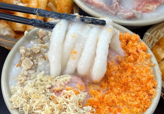 Thưởng thức ch&aacute;o se: M&oacute;n ch&aacute;o "ăn bằng đũa" độc đ&aacute;o của người H&agrave; Nội- Ảnh 1.