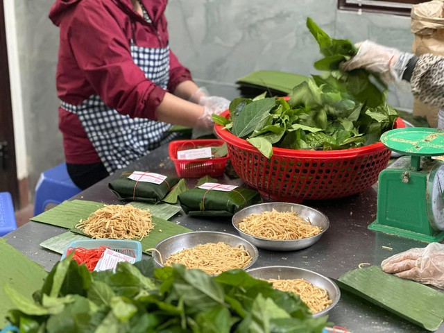 Nem Ph&ugrave;ng: Thức qu&agrave; d&acirc;n d&atilde; xứ Đo&agrave;i, ăn m&ugrave;a n&agrave;o cũng ngon, ăn l&uacute;c n&agrave;o cũng hợp- Ảnh 2.