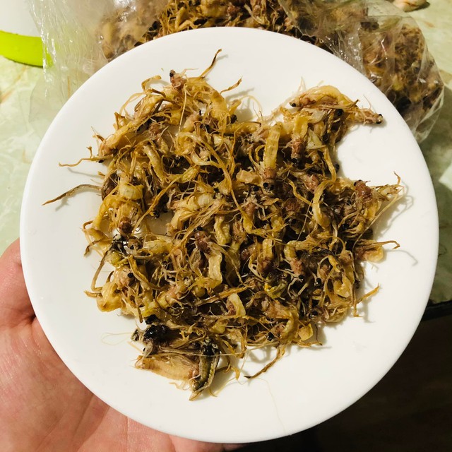 Con vờ vờ - đặc sản "ng&agrave;n năm c&oacute; một" tr&ecirc;n s&ocirc;ng Hồng, m&oacute;n nhậu lạ tai "ăn một lần l&agrave; nhớ"- Ảnh 8.