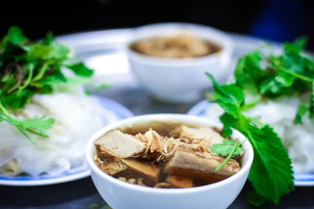 B&aacute;nh cuốn Thanh Tr&igrave;: N&eacute;t thanh tao trong thức qu&agrave; "trắng như ng&agrave;, mỏng như giấy"- Ảnh 2.