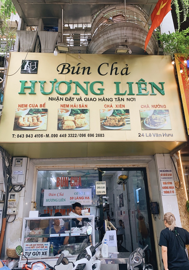 B&uacute;n chả Hương Li&ecirc;n - Từ qu&aacute;n ăn gia truyền đến biểu tượng ẩm thực to&agrave;n cầu- Ảnh 1.