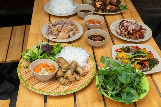 Nem ngan - Biến tấu tinh tế của m&oacute;n nem H&agrave; Nội xưa, trải nghiệm "vừa lạ vừa quen" cho t&iacute;n đồ ẩm thực- Ảnh 2.