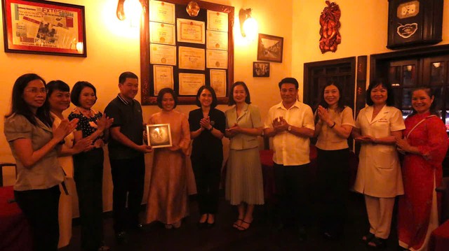 "Tuyến phố an to&agrave;n thực phẩm c&oacute; kiểm so&aacute;t" ở Ho&agrave;n Kiếm: Lời giải cho b&agrave;i to&aacute;n kinh doanh bền vững- Ảnh 3.