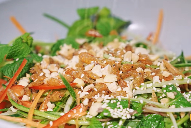 Tôm đồng nộm rau củ: Giữ vị quê - giữ sức khỏe - giữ nét hài hòa trong bữa cơm của gia đình Việt- Ảnh 6. Tôm đồng nộm rau củ: Giữ vị quê - giữ sức khỏe - giữ nét hài hòa trong bữa cơm của gia đình Việt- Ảnh 6.