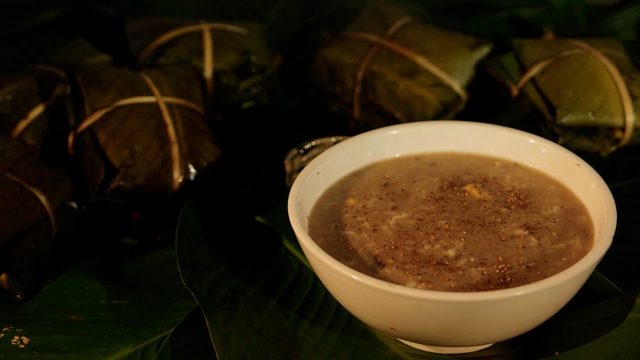Ch&aacute;o g&otilde; Quảng Ph&uacute; Cầu: H&agrave;nh tr&igrave;nh lưu giữ m&oacute;n ngon "su&yacute;t thất truyền", dư vị kh&oacute; qu&ecirc;n khi thưởng thức c&ugrave;ng b&aacute;nh kh&uacute;c- Ảnh 6.