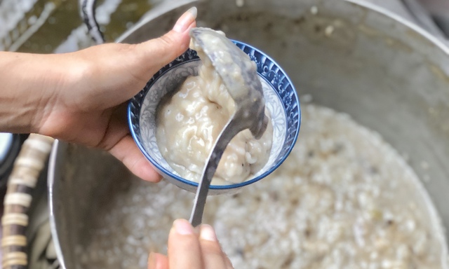 Ch&aacute;o g&otilde; Quảng Ph&uacute; Cầu: H&agrave;nh tr&igrave;nh lưu giữ m&oacute;n ngon "su&yacute;t thất truyền", dư vị kh&oacute; qu&ecirc;n khi thưởng thức c&ugrave;ng b&aacute;nh kh&uacute;c- Ảnh 3.
