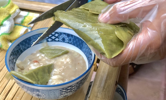 Ch&aacute;o g&otilde; Quảng Ph&uacute; Cầu: H&agrave;nh tr&igrave;nh lưu giữ m&oacute;n ngon "su&yacute;t thất truyền", dư vị kh&oacute; qu&ecirc;n khi thưởng thức c&ugrave;ng b&aacute;nh kh&uacute;c- Ảnh 5.