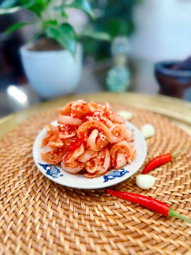 C&agrave; b&aacute;t dầm Khương Hạ - "B&aacute;u vật" trong ang đất nung: Từ m&oacute;n ăn nh&agrave; ngh&egrave;o th&agrave;nh đặc sản nức tiếng kinh kỳ- Ảnh 1.