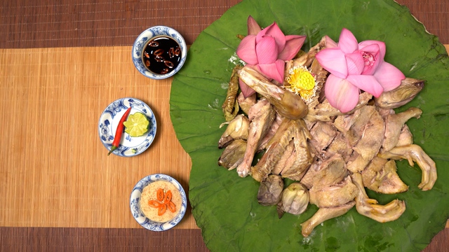 Li&ecirc;n &aacute;p T&acirc;y Hồ: M&oacute;n vịt hấp hoa sen "độc bản", tinh hoa ẩm thực bậc nhất Kinh kỳ- Ảnh 7.