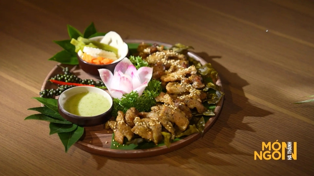 Hương vị đồng quê chạm ngõ phố thị với món thịt nọng nướng lá chè thơm nồng làm say lòng thực khách bốn phương- Ảnh 1. Hương vị đồng quê chạm ngõ phố thị với món thịt nọng nướng lá chè thơm nồng làm say lòng thực khách bốn phương- Ảnh 1.