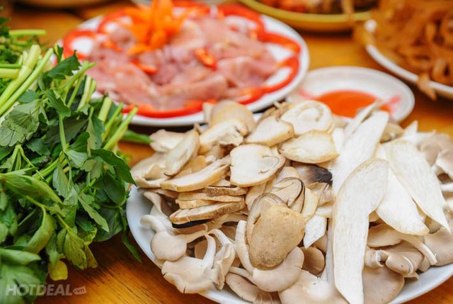 Lẩu nấm mỹ ngư: Vị ngọt c&aacute; lăng quyện hương nấm qu&yacute;, mang đến trải nghiệm ẩm thực tinh tế giữa l&ograve;ng phố thị- Ảnh 3.