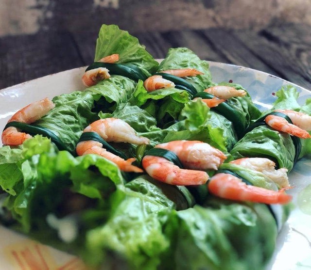Diếp cuốn bỗng rượu: M&oacute;n ăn thanh nh&atilde; từng hiện diện trong m&acirc;m cỗ Kinh kỳ, g&oacute;i trọn n&eacute;t tinh tế của người Tr&agrave;ng An- Ảnh 7.