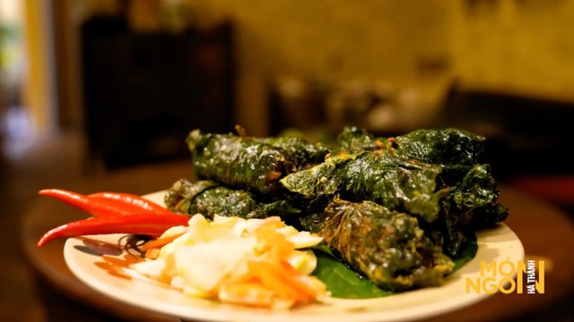 Chả ốc cuốn l&aacute; lốt: M&oacute;n ăn lưu giữ trọn hương thơm đồng nội, gi&ograve;n ngọt vị qu&ecirc; gợi nhớ bữa cơm nh&agrave; th&acirc;n thương- Ảnh 1.