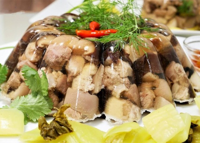 Thịt đ&ocirc;ng: M&oacute;n ăn m&ugrave;a lạnh trong veo, mềm tan, vị thanh nhẹ lan tỏa từ bữa cơm gia đ&igrave;nh đến b&agrave;n ăn hiện đại- Ảnh 5.