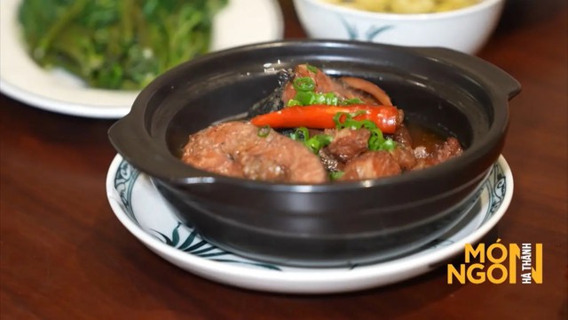 C&aacute; quả kho tộ: M&oacute;n ngon d&acirc;n d&atilde; gợi nhớ bữa cơm nh&agrave;, đặc sắc nhờ c&aacute;ch chế biến ri&ecirc;ng v&agrave; c&acirc;n bằng gia vị- Ảnh 6.