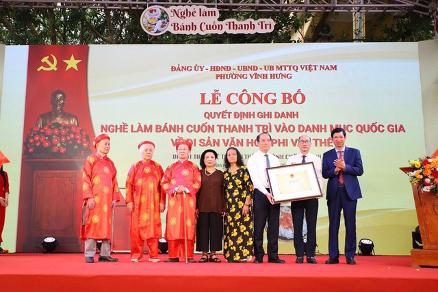 B&aacute;nh cuốn Thanh Tr&igrave; - biểu tượng ẩm thực H&agrave; Nội xưa được ghi danh Di sản văn h&oacute;a phi vật thể quốc gia- Ảnh 1.