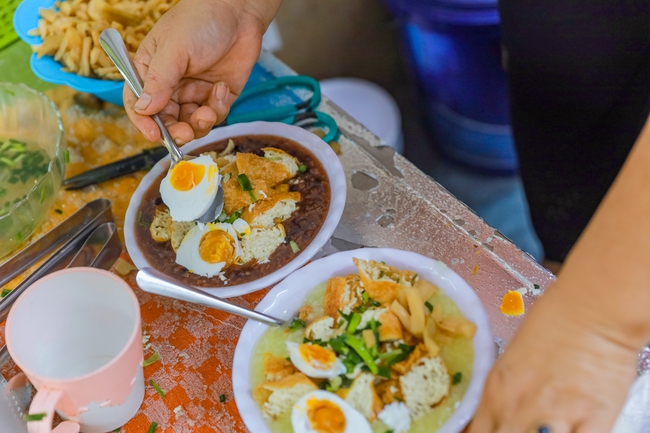 Ch&aacute;o đậu c&agrave;: Bản giao hưởng mộc mạc giữa phố phường H&agrave; Nội- Ảnh 10.