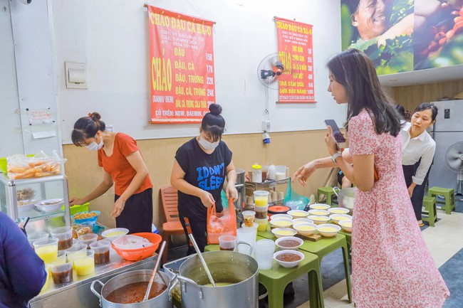 Ch&aacute;o đậu c&agrave;: Bản giao hưởng mộc mạc giữa phố phường H&agrave; Nội- Ảnh 13.