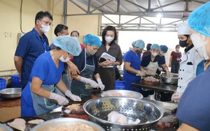 Hà Nội kiên quyết xử lý vi phạm trong tổ chức bữa ăn học đường nếu có