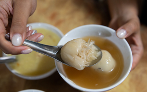 Bánh trôi tàu Phạm Bằng: Hàng chè chỉ bán nửa năm, cứ mở cửa là khách tìm đến