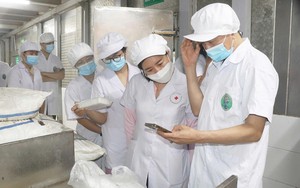 Khơi thông "điểm nghẽn" về an toàn thực phẩm