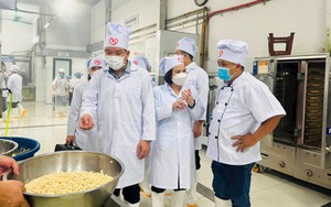 Ban Văn hóa - Xã hội giám sát việc thu - chi dịch vụ giáo dục và bữa ăn bán trú tại xã Yên Xuân