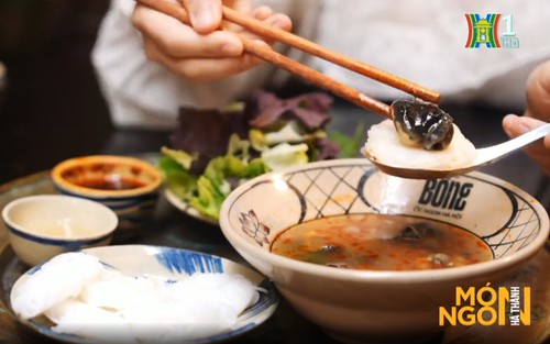 Rủ nhau lên phố làm chút quà xưa mang tên "Bún ốc nguội"