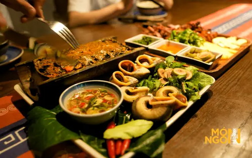 Chả ốc núi nướng ống tre: Đậm đà phong vị núi rừng, quyện hương thảo mộc thanh tao chinh phục gu ẩm thực sành điệu