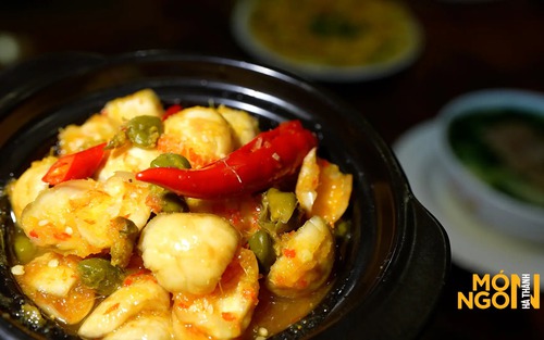 Cà pháo dầm nụ bạch hoa: Món ăn dân dã nâng tầm hương vị Việt, giòn thơm thanh mát đưa cơm ngày hè