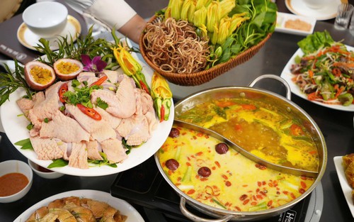 Lẩu gà chanh dây: Hương vị giao hòa giữa nét mộc mạc đồng quê và cảm hứng sáng tạo trong mỗi cuộc sum vầy